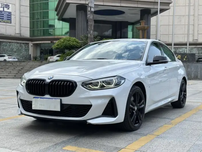 BMW 1 Series 2023 Model 125i M Sports Night Edition – фото 1