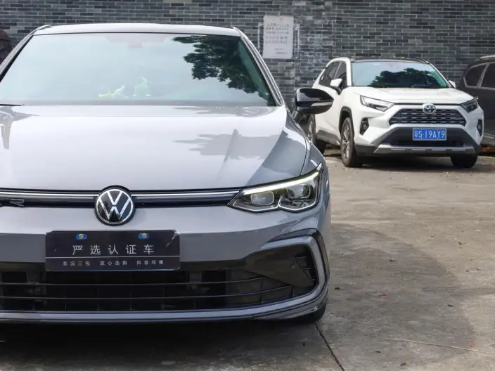 Volkswagen Golf 2023 Model Facelift 280TSI DSG R-Line Lite – фото 9