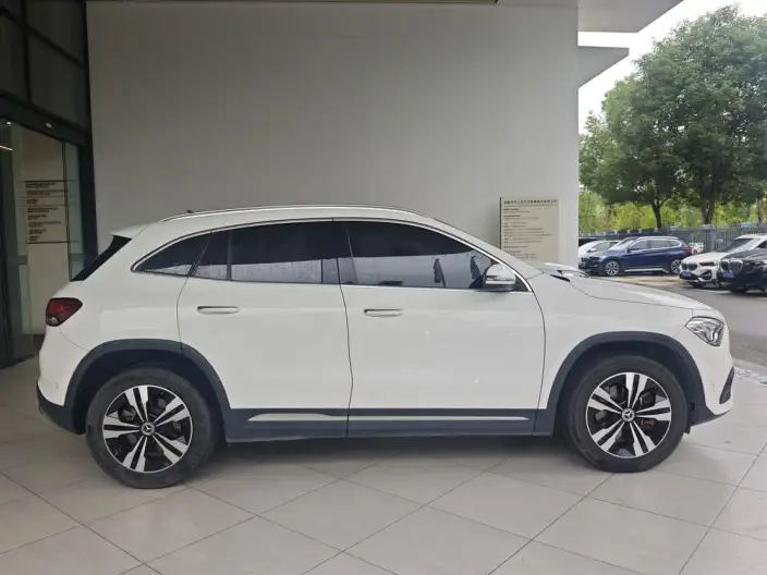 Mercedes-Benz GLA 2023 Model GLA 220 – фото 7