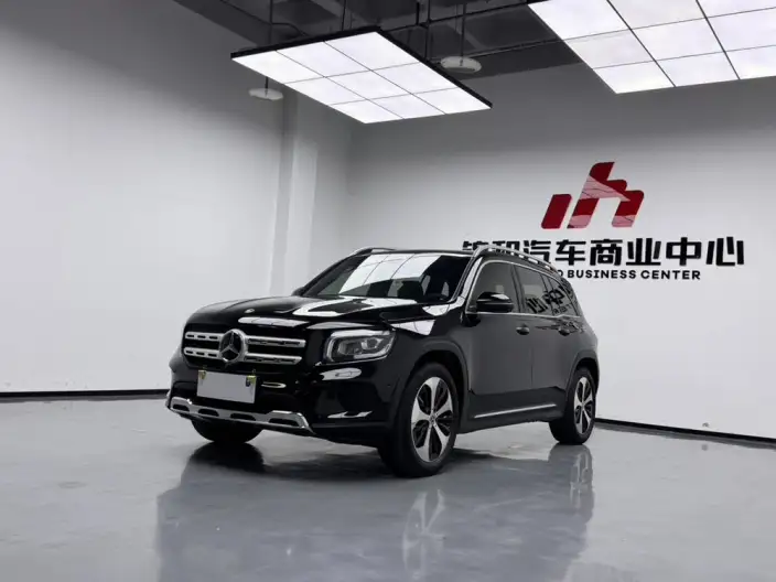 Mercedes-Benz GLB 2022 Model GLB 220 Fashion Model – фото 1