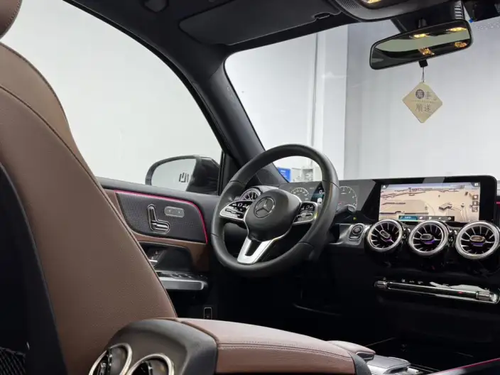 Mercedes-Benz GLB 2022 Model GLB 220 Fashion Model – фото 6