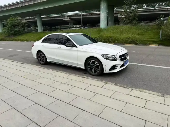 Mercedes-Benz C-Class 2020 Model C 260 Sports Edition – фото 2