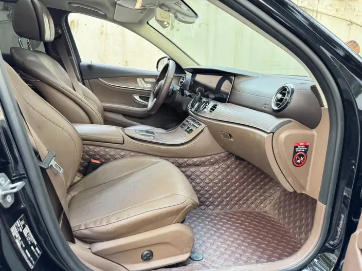 Mercedes-Benz E-Class 2020 Model E 300 L Fashion Model – фото 8