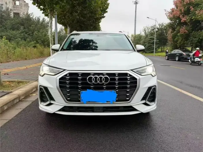 AUDI Q3 2022 Model 35 TFSI Enterprising Dynamic Model