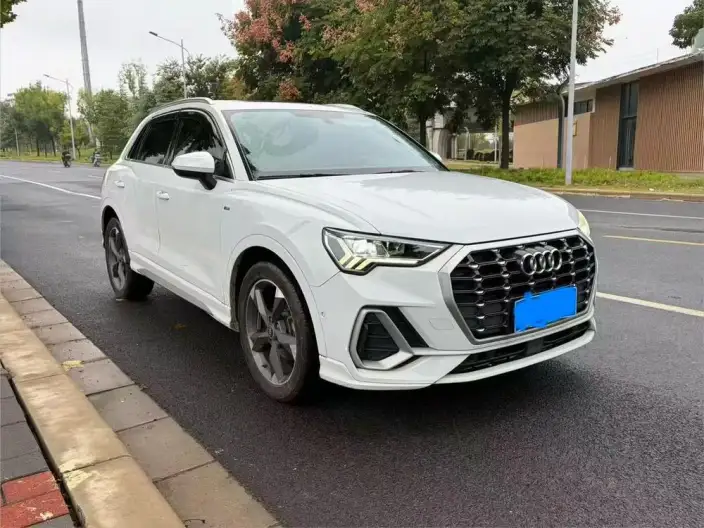 AUDI Q3 2022 Model 35 TFSI Enterprising Dynamic Model