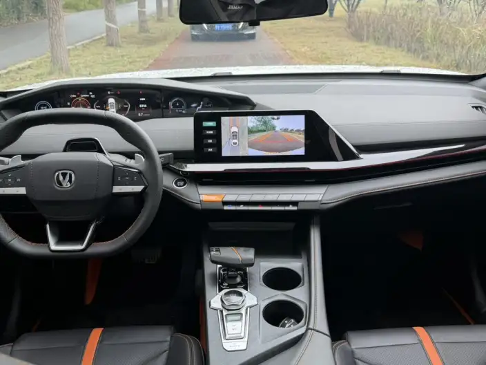 Changan UNI-V 2024 Model 1.5T Noble Model – фото 6