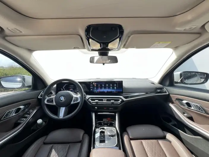 BMW 3 Series 2023 Model 320Li M Sports Set – фото 10