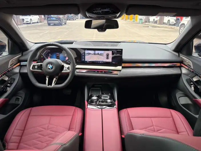 BMW 5 Series 2025 Model 530Li Exclusive Model M Sports Set – фото 8