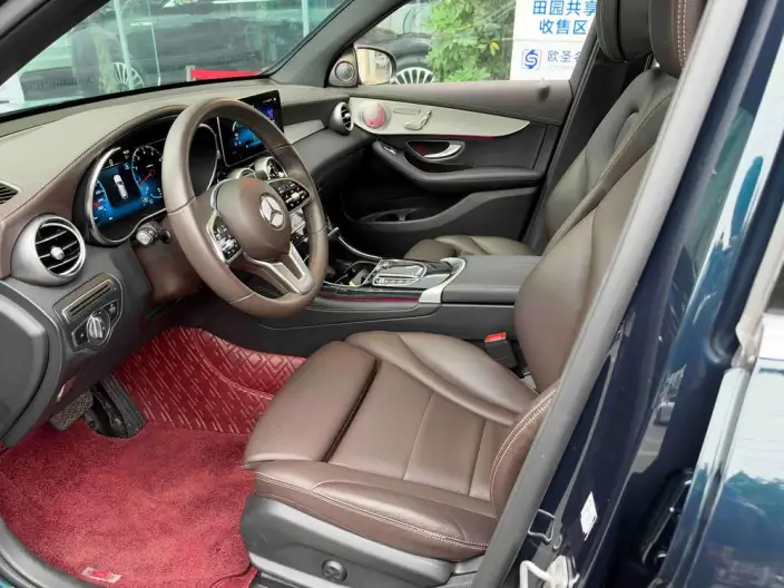 Mercedes-Benz GLC 2021 Model GLC 260 L 4MATIC Dynamic Model – фото 8