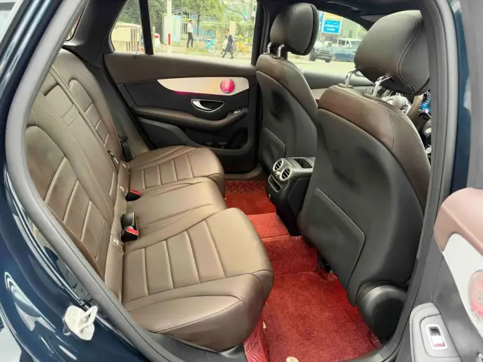 Mercedes-Benz GLC 2021 Model GLC 260 L 4MATIC Dynamic Model – фото 9