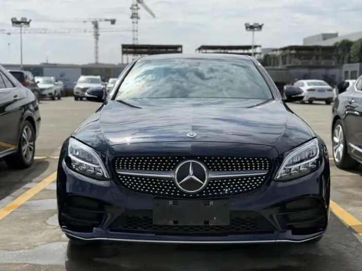Mercedes-Benz C-Class 2020 Model C 260 L Sports Edition – фото 2