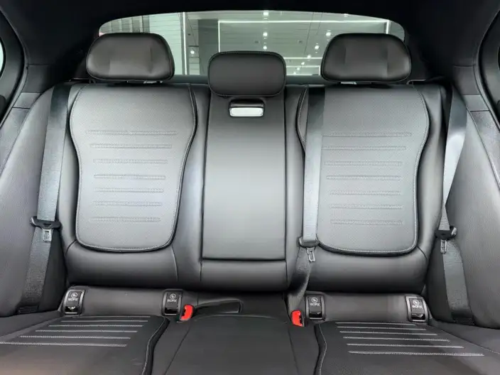 Mercedes-Benz C-Class 2022 Model C 260 L Sports Edition – фото 10