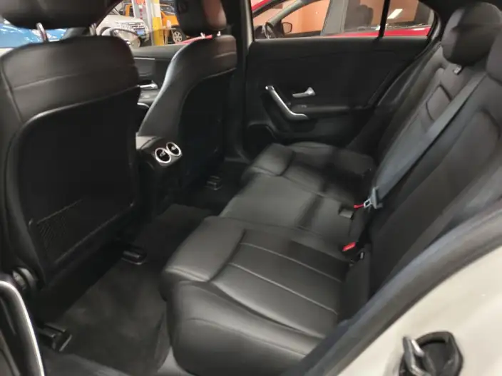 Mercedes-Benz A-class 2021 Model A 180 L Sports sedan – фото 10