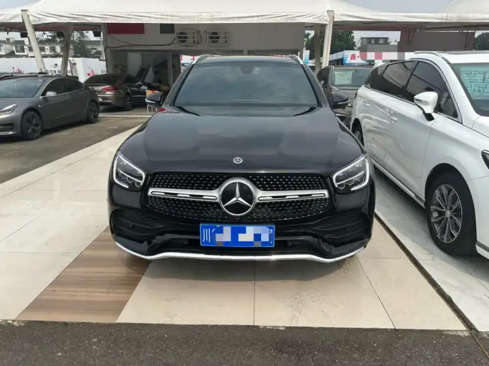 Mercedes-Benz GLC 2020 Model GLC 260 L 4MATIC Luxury Model – фото 2