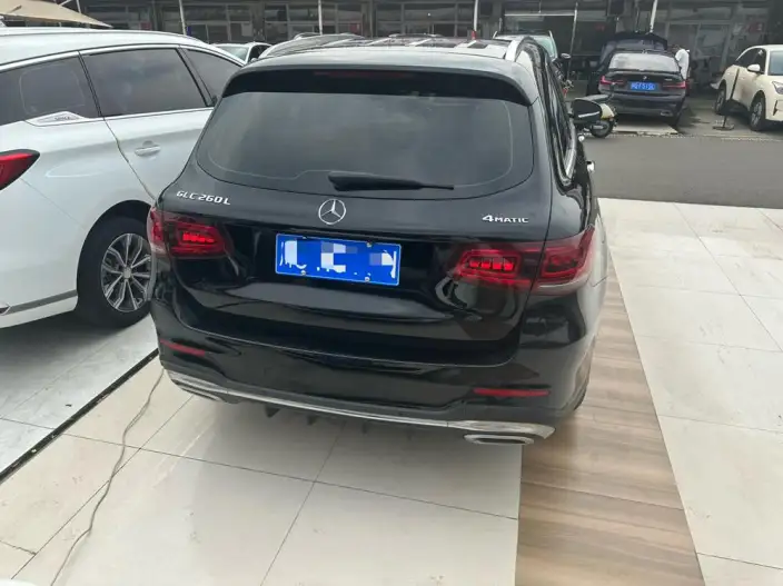 Mercedes-Benz GLC 2020 Model GLC 260 L 4MATIC Luxury Model – фото 5