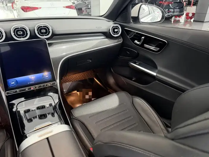 Mercedes-Benz C-Class 2024 Model C 260 L Sports Edition – фото 6
