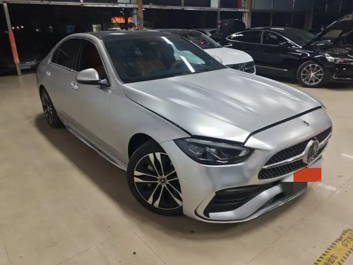 Mercedes-Benz C-Class PHEV 2025 Model C 350 eL – фото 2