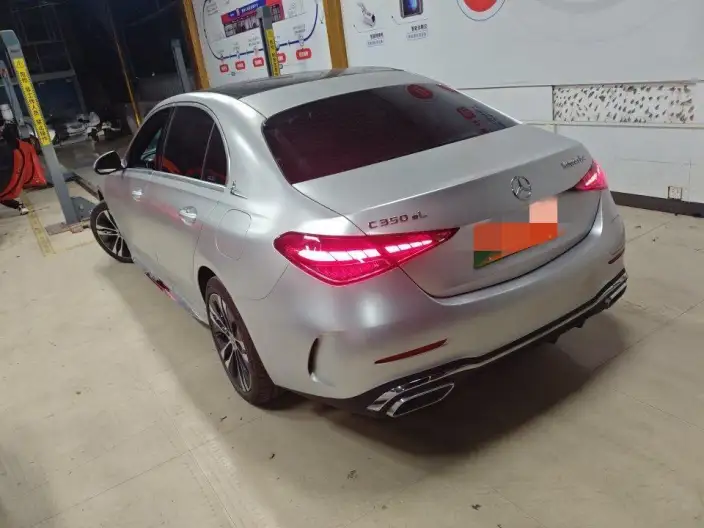 Mercedes-Benz C-Class PHEV 2025 Model C 350 eL – фото 3