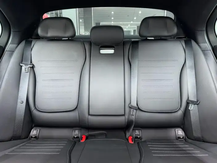 Mercedes-Benz C-Class 2024 Model C 260 L Sports Edition – фото 10
