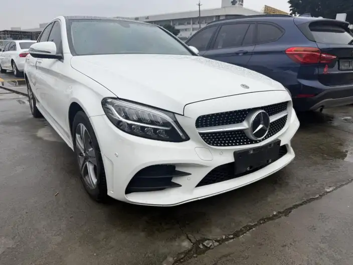 Mercedes-Benz C-Class 2021 Model C 260 L Sports Edition – фото 3