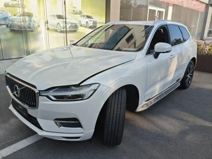 Volvo XC60 2021 Model T5 4WD Smart Range Deluxe Edition