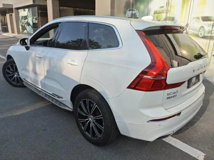 Volvo XC60 2021 Model T5 4WD Smart Range Deluxe Edition
