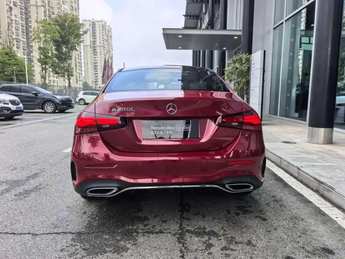 Mercedes-Benz A-class 2023 Model A 200 L Sports sedan Fashion Edition – фото 6