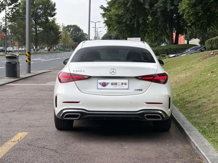 Mercedes-Benz C-Class 2024 Model C 200 L Sports Edition – фото 4