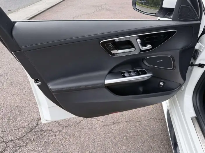 Mercedes-Benz C-Class 2024 Model C 200 L Sports Edition – фото 5