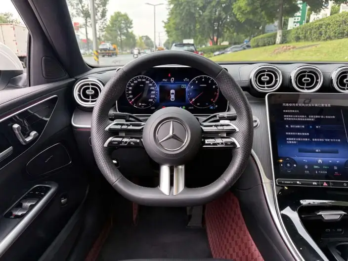 Mercedes-Benz C-Class 2024 Model C 200 L Sports Edition – фото 7