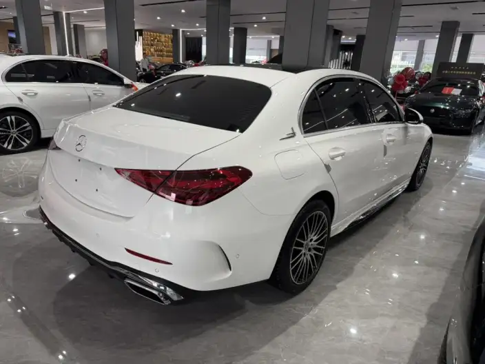 Mercedes-Benz C-Class 2024 Model C 260 L Sports Edition – фото 5