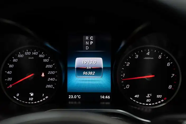 Mercedes-Benz V-Class 2022 Model V 260 Premium Edition – фото 10