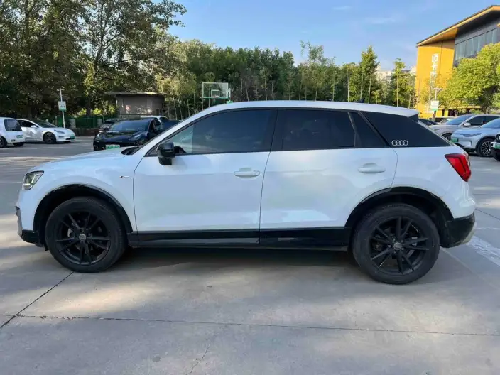 AUDI Q2L 2020 Model 35TFSI Enterprising Dynamic Model