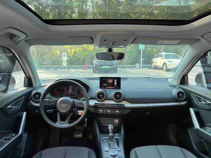 AUDI Q2L 2020 Model 35TFSI Enterprising Dynamic Model – фото 9