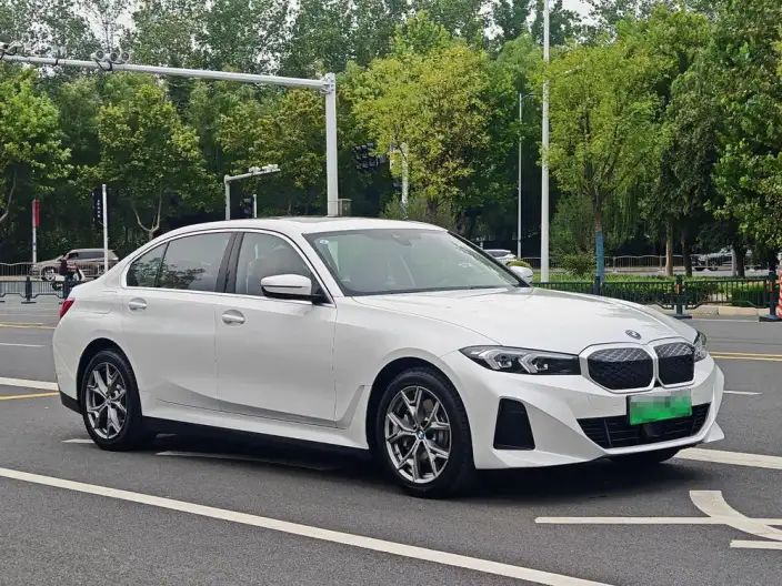 BMW i3 2025 Model eDrive35L – фото 3