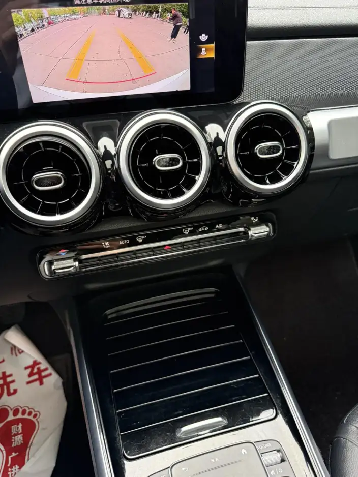 Mercedes-Benz GLB 2022 Model GLB 200 Dynamic Model – фото 7