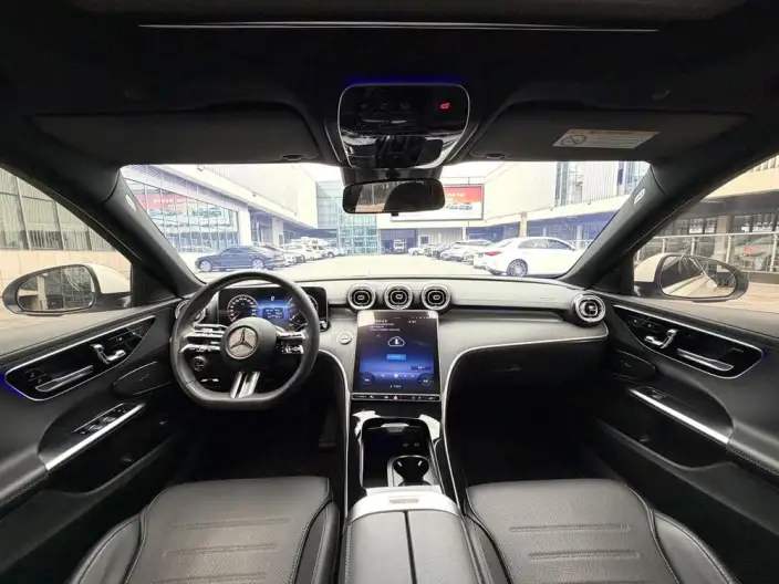 Mercedes-Benz C-Class 2024 Model C 260 L Sports Edition – фото 7