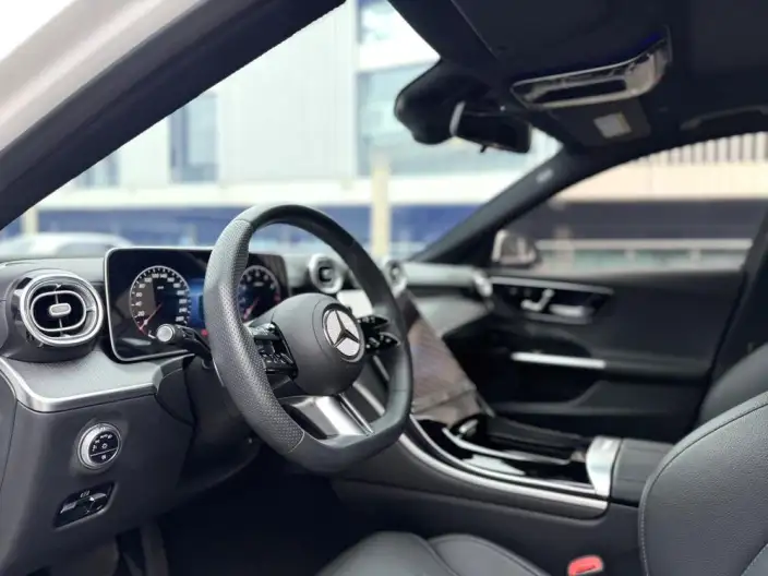 Mercedes-Benz C-Class 2024 Model C 260 L Sports Edition – фото 9