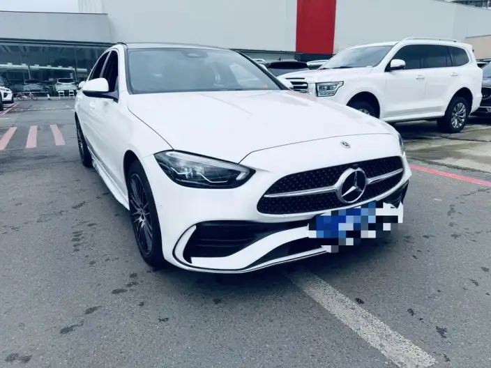 Mercedes-Benz C-Class 2024 Model C 260 L Sports Edition – фото 3