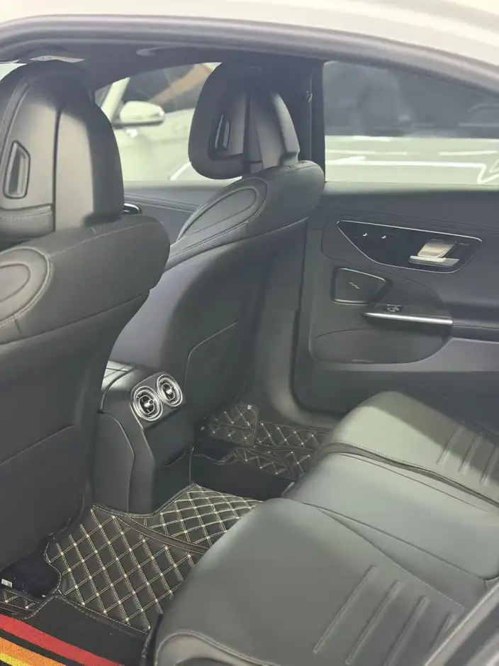 Mercedes-Benz C-Class 2024 Model C 260 L Sports Edition – фото 7