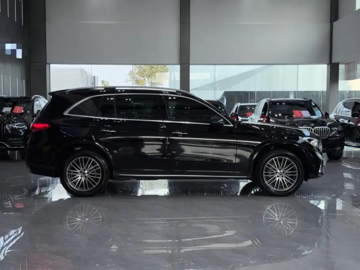 Mercedes-Benz GLC 2024 Model Facelift GLC 300 L 4MATIC Dynamic Model 5 seat – фото 5