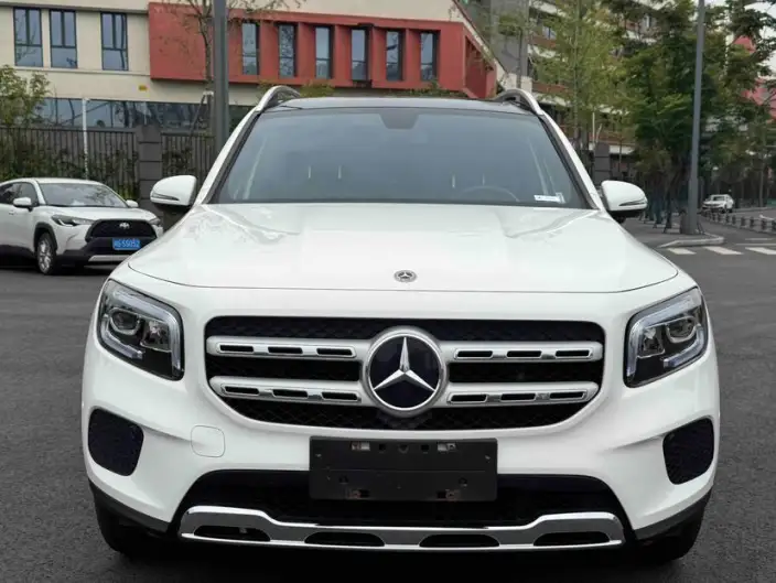 Mercedes-Benz GLB 2020 Model GLB 200 Fashion Model – фото 2