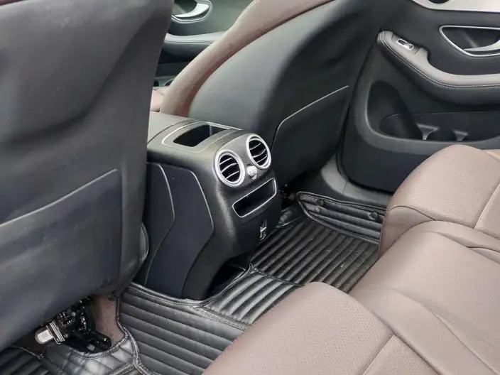 Mercedes-Benz GLC 2021 Model GLC 260 L 4MATIC Dynamic Model – фото 7
