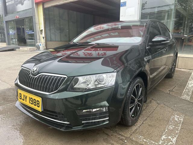 Skoda Octavia 2016 модификация 1.6L Manual Zhixing Edition – фото 1