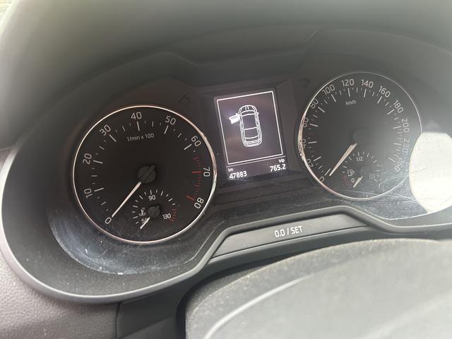Skoda Octavia 2016 модификация 1.6L Manual Zhixing Edition – фото 7