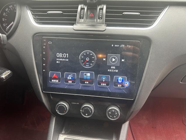 Skoda Octavia 2016 модификация 1.6L Manual Zhixing Edition – фото 11