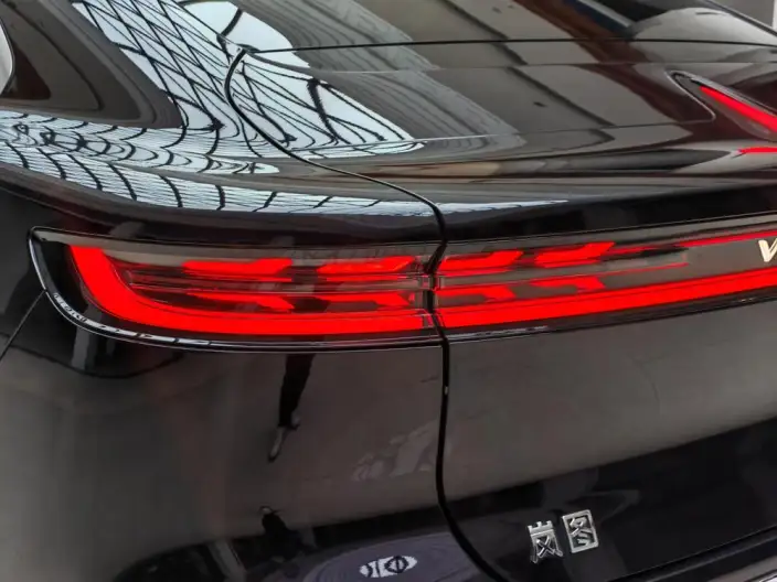 VOYAH Pursuit PHEV 2024 Model Ultra-long Endurance 4WD Ultimate Edition – фото 9