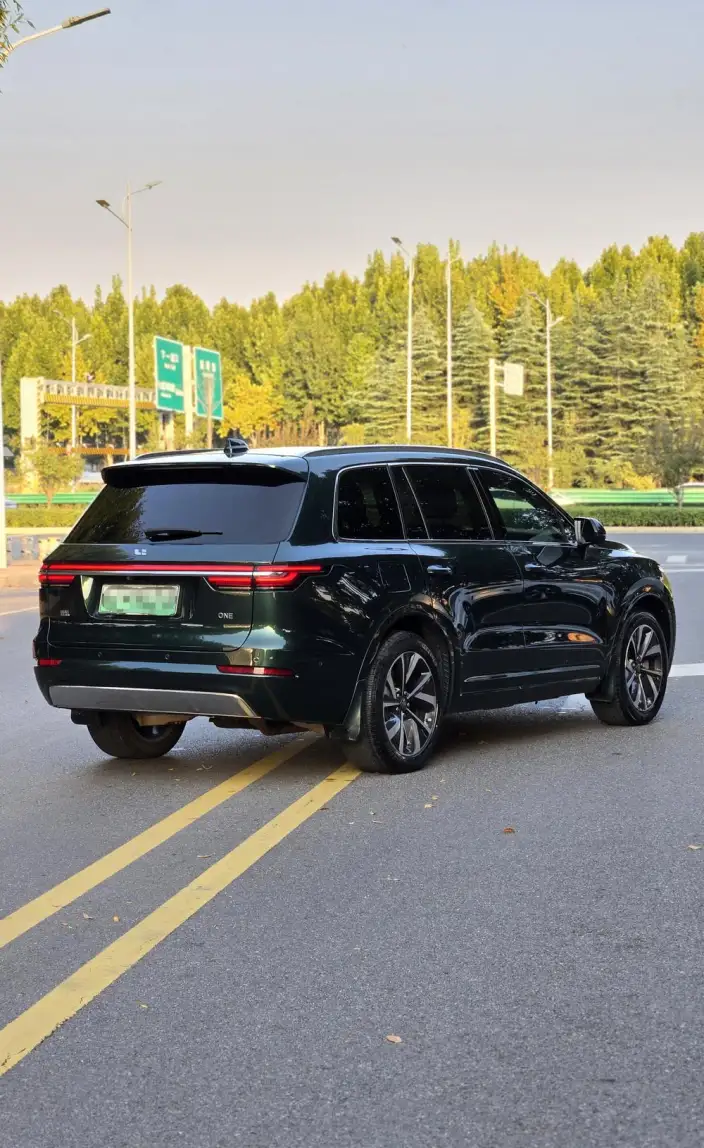 Li Auto ONE 2021 Model Extended Range 6 seat Edition