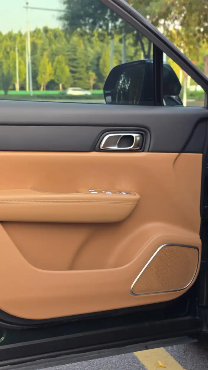 Li Auto ONE 2021 Model Extended Range 6 seat Edition