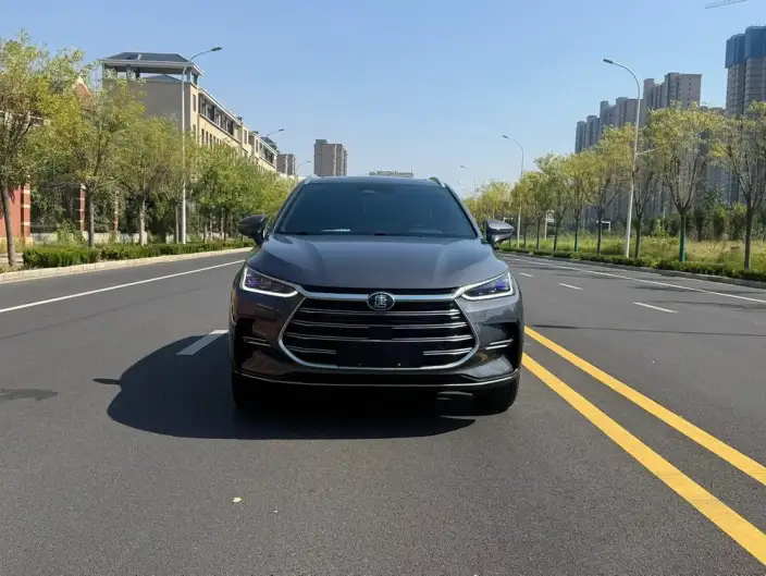 BYD Tang DM 2021 Model DM-i 1.5T 112KM Zunrong Model